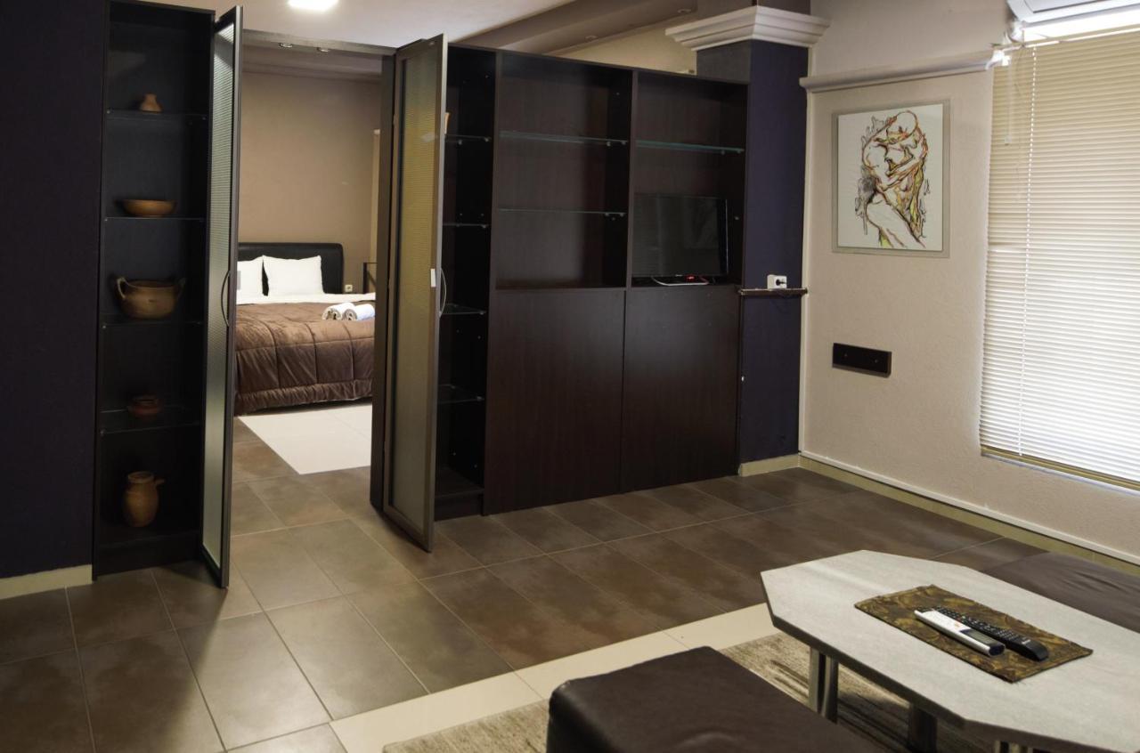 Hotel Ambasador Битоля Екстериор снимка
