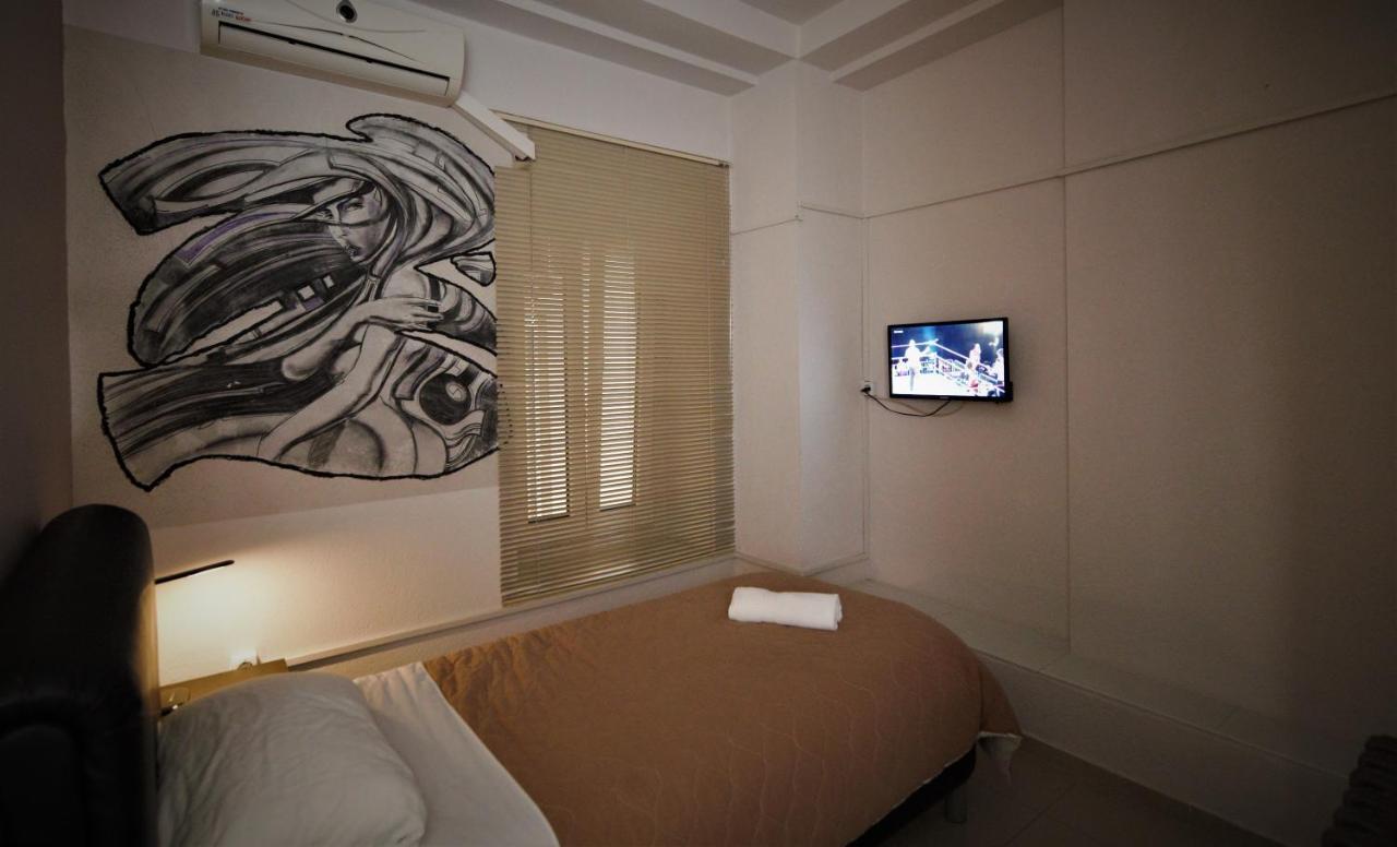 Hotel Ambasador Битоля Екстериор снимка